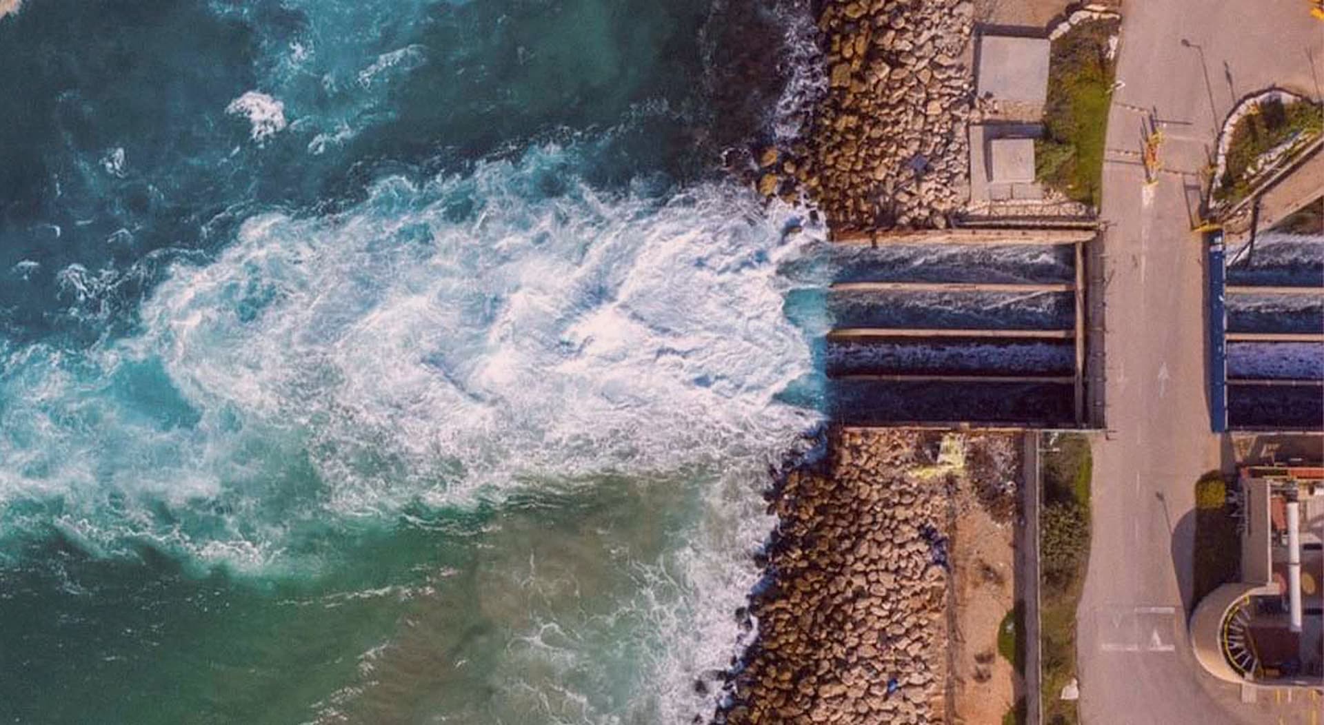 La máquina para potabilizar el agua de mar
